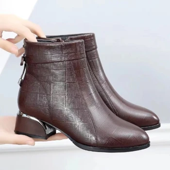 2023 Новые осенне-зимние ботинки телесного цвета большого размера, женские ботинки на толстом каблуке с коротким рукавом, удобные ботинки из искусственной кожи на молнии